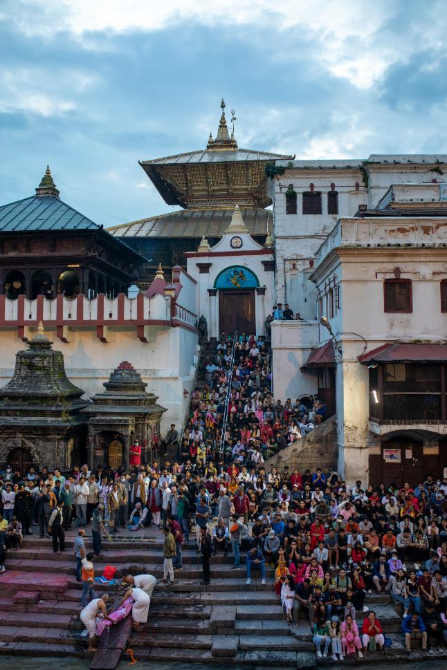 unesco world heritage site pashupatinath temple people gather see arati ceremony 1