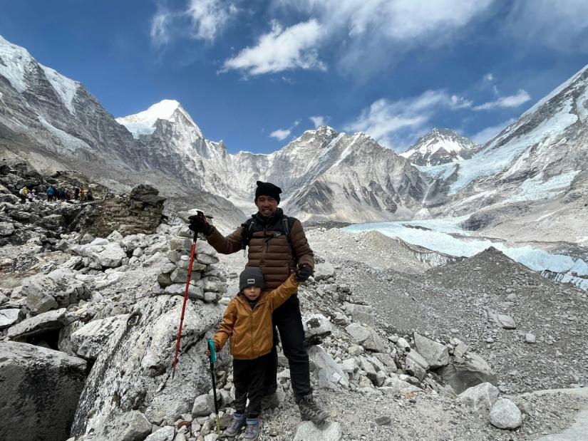 everest with child