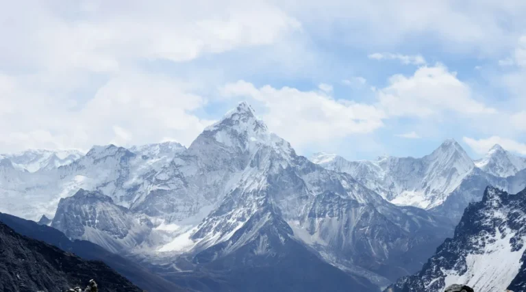 Trekking in Nepal in January