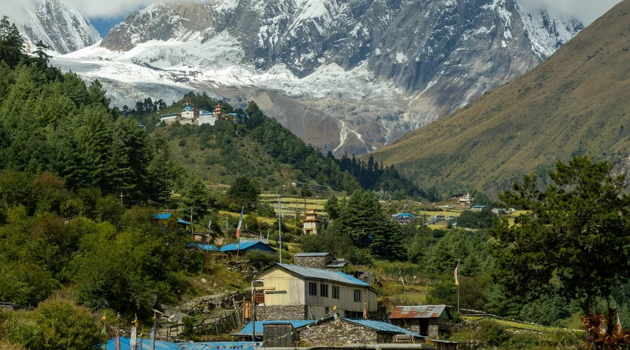 Beautiful villages on the way to Manaslu