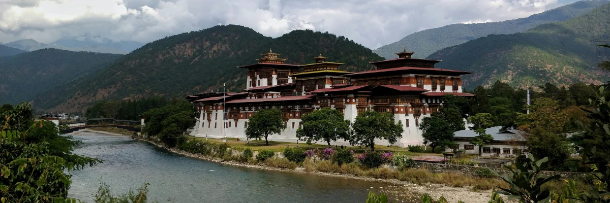 Himalayan Trekking and Tours (P) Ltd|Why Choose Best Bhutan Luxury Tour Packages? Luxury Guide