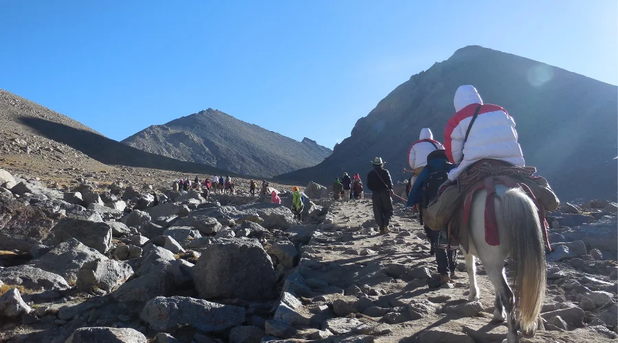 Pilgrims using horse as a transportation at Kailash yatra